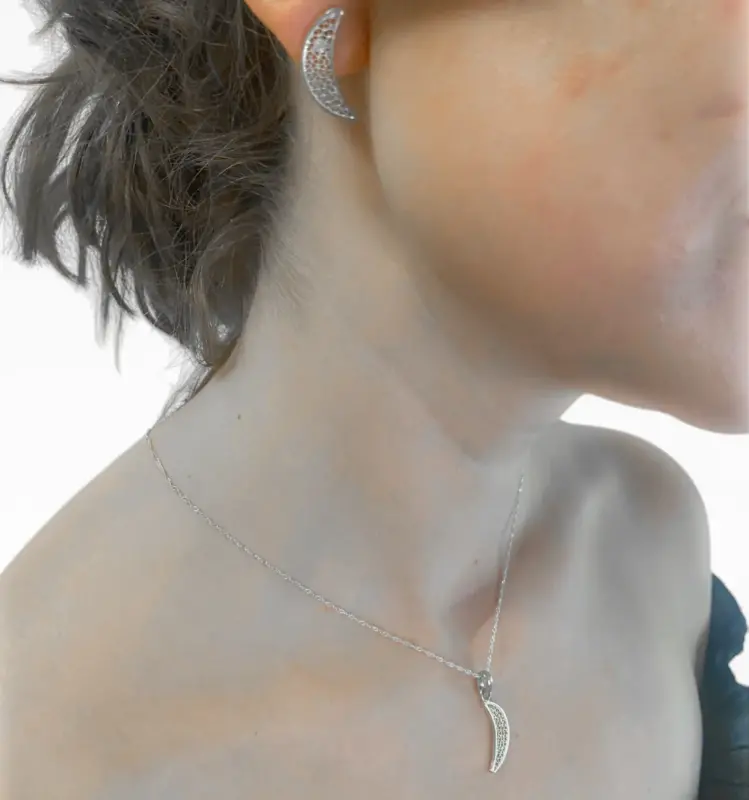 Juego aros, dije, cadena y colgante Luna